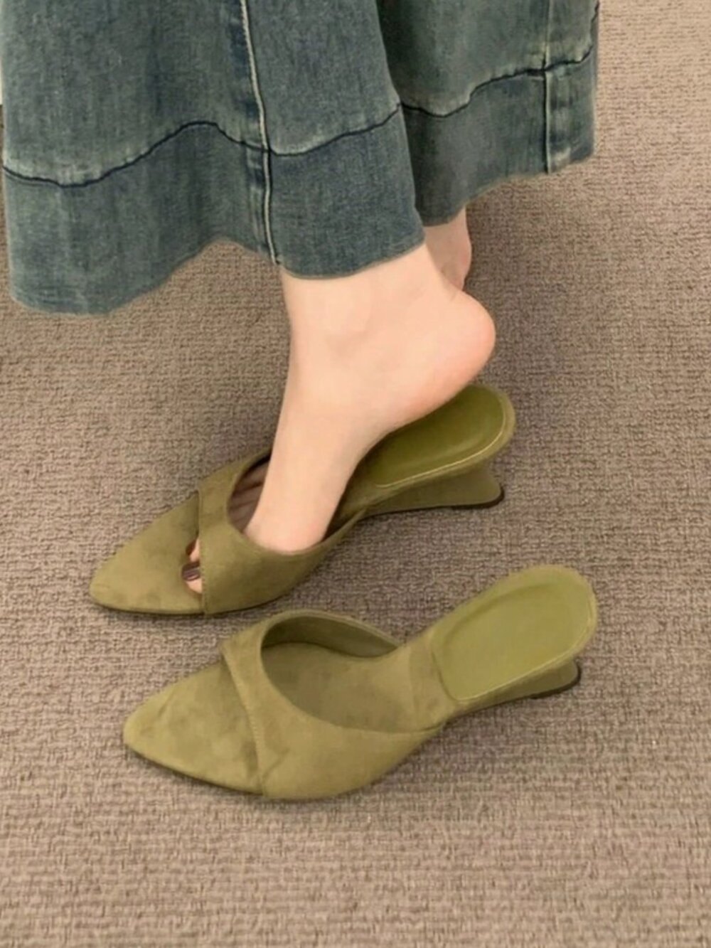 Dark Green Casual Women's Pointed Toe Wedge Slide Sandals - Picture 11 of 11
